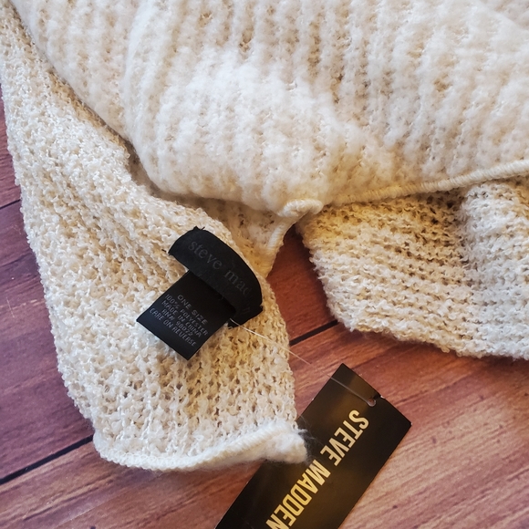 Steve Madden xp40101 Oversized scarf - Picture 2 of 3